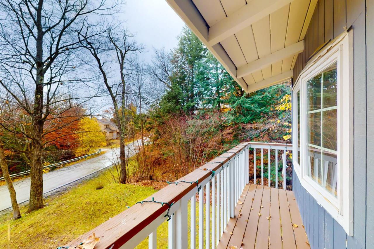 Chalet At The Base Of Okemo Mountain Ludlow Exterior photo